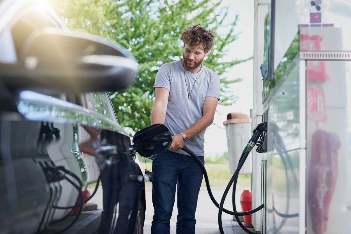 Drive Further for Less - Exploring the Benefits of Fuel Credit Cards