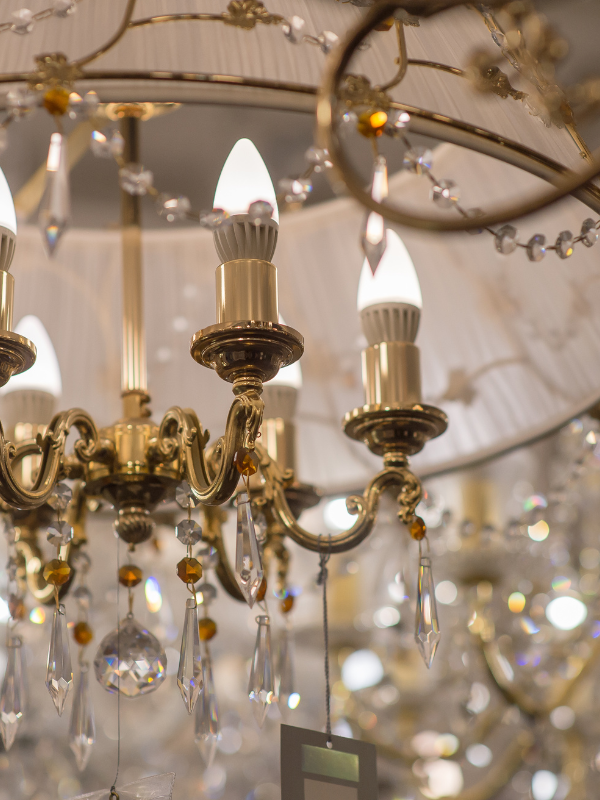 Modern Chandeliers for a Dining Room Elevate Your Style with Stunning Lighting