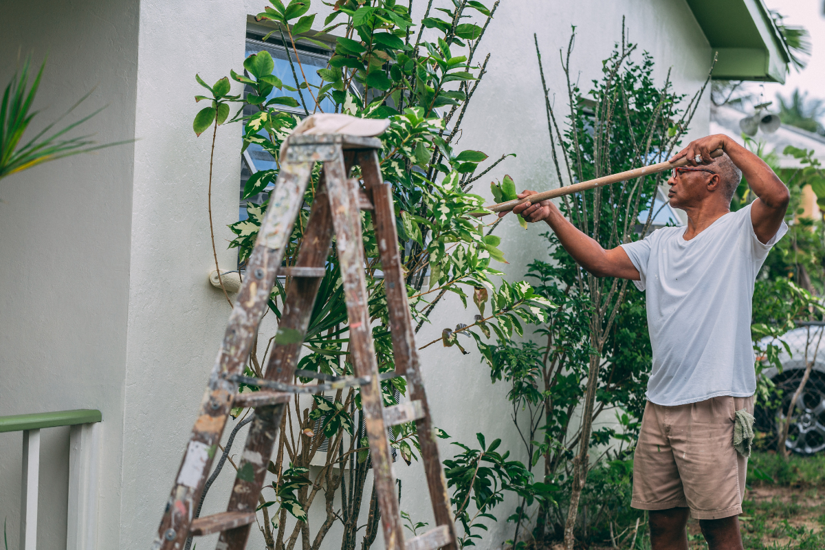9 Essential Outdoor Renovations and Repairs for the Summer