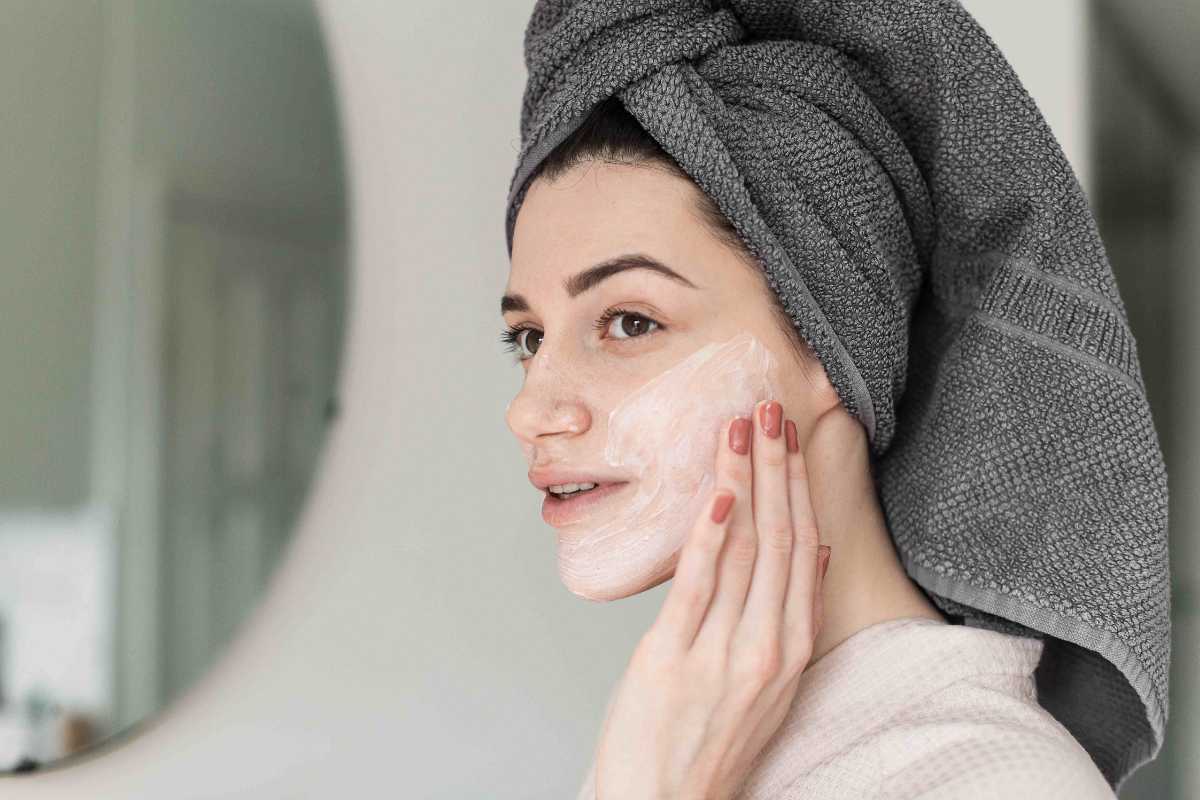 The Science of Anti-Aging: Understanding How Skincare Can Combat the Signs of Time