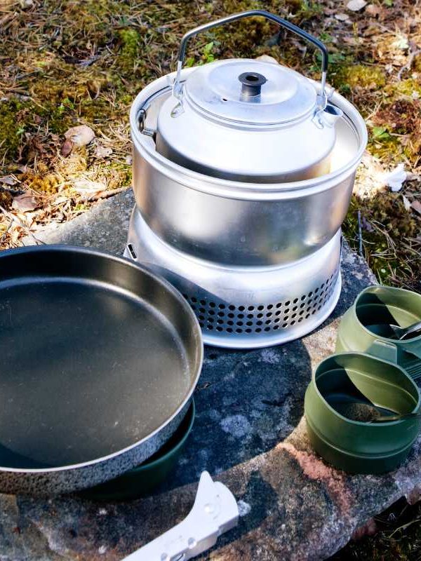 Guide to Camping Wood Stoves: Mobility, Food Preparation, and Others!