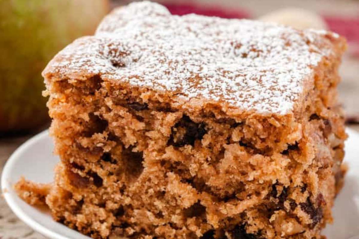 Applesauce Walnut Cake by On My Kid's Plate