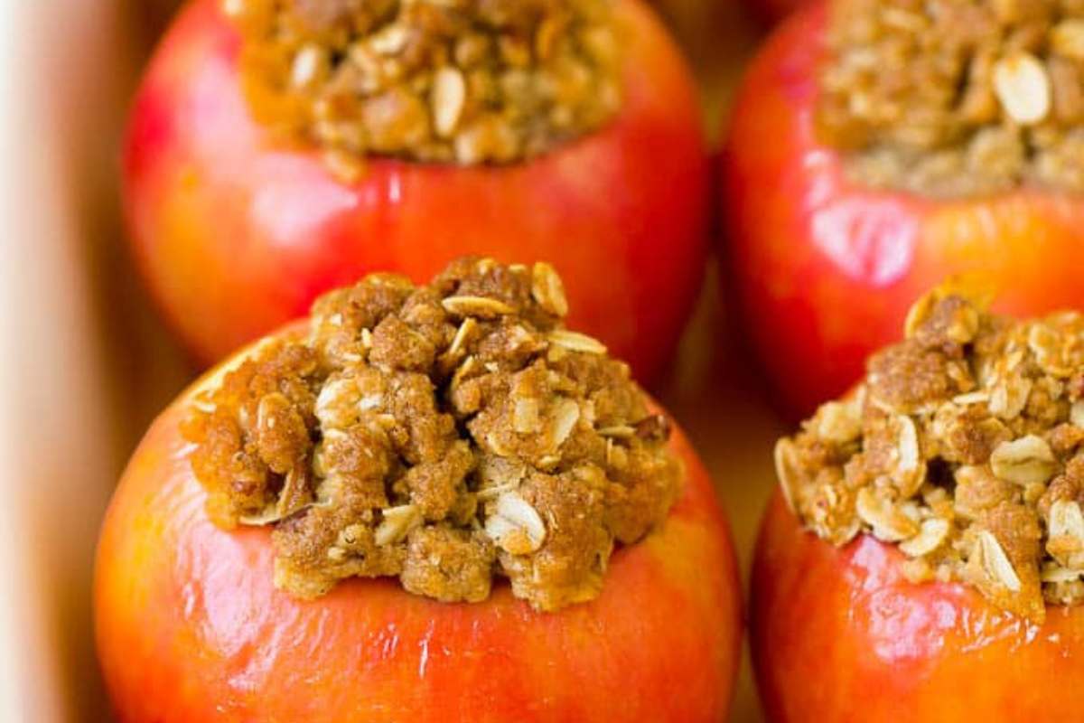 Baked Apples by Dinner at the Zoo