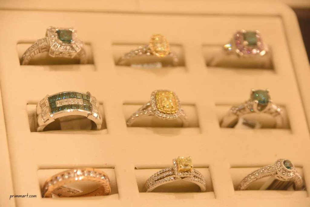 Personalized Engagement Rings Adding Meaning and Story to Your Proposal