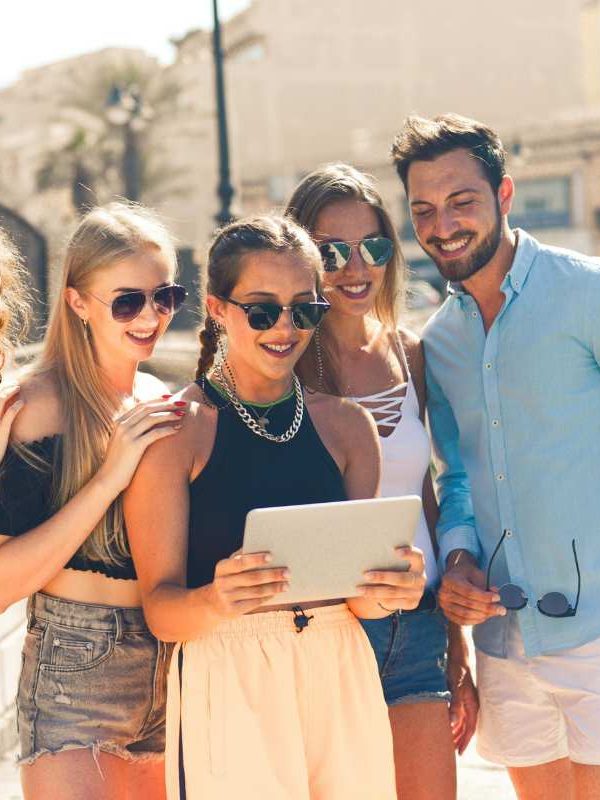 Keeping Group Travel Fun: Tips for a Memorable Experience