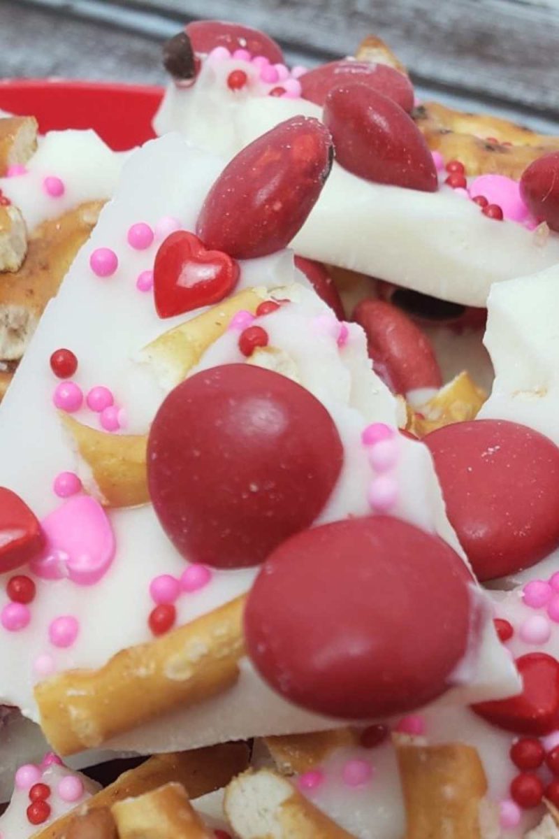 Valentines' Day Bark by Loving Homeschool Valentine Candy Recipes Roundup