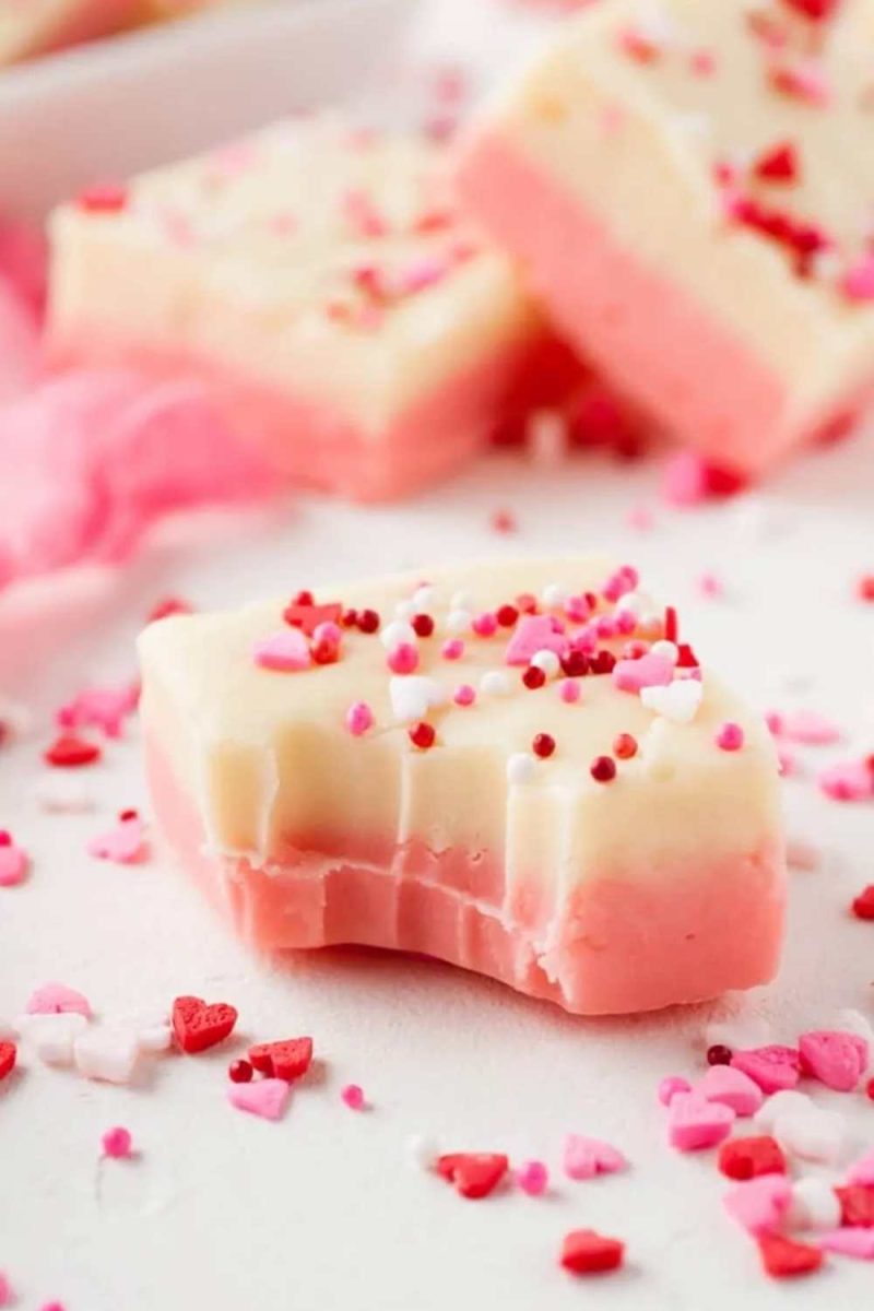 Valentine's Day Fudge by Crayons and Cravings Valentine Candy Recipes Roundup