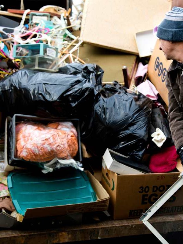 How to Choose the Best Junk Removal Service Near You