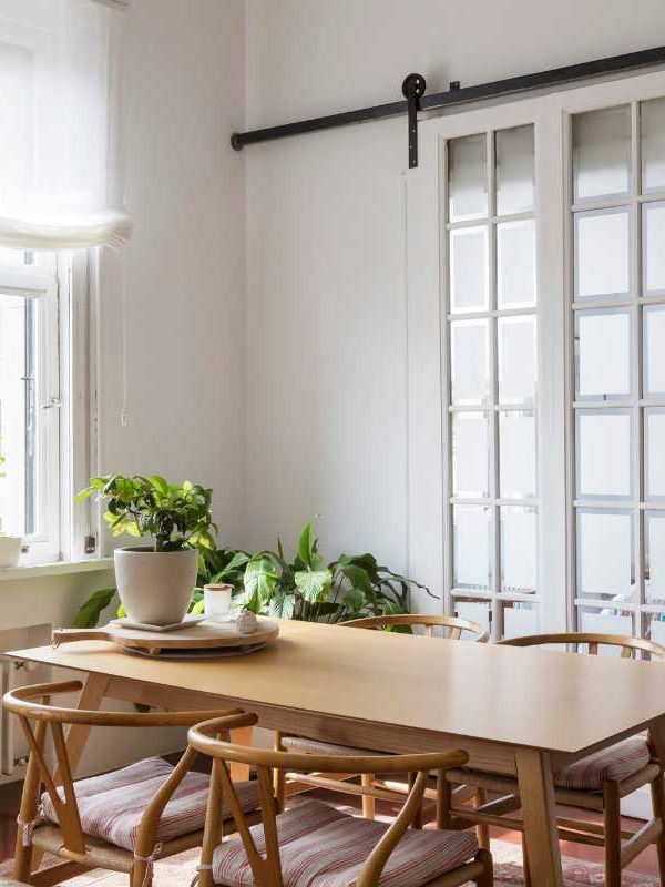 15 Easy Ways to Simplify Your Decor