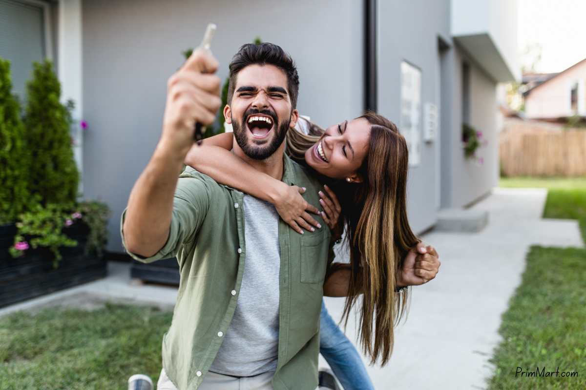 Buy Your First Home: 6 Tips to Get on the Property Ladder