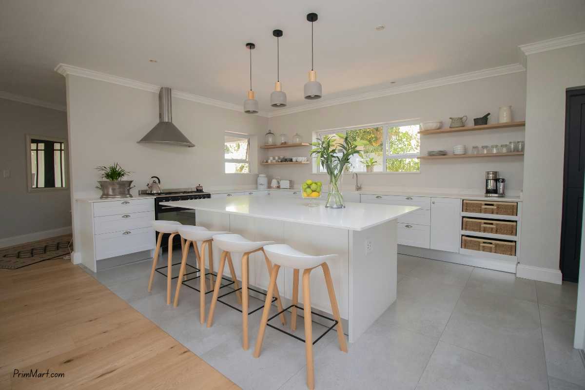 7 Common Mistakes to Avoid When Selecting Bar Seating