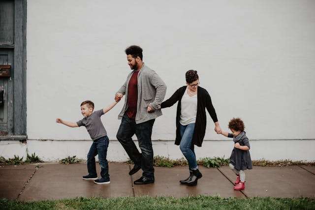 How to Balance Work and Family Without Losing Your Mind