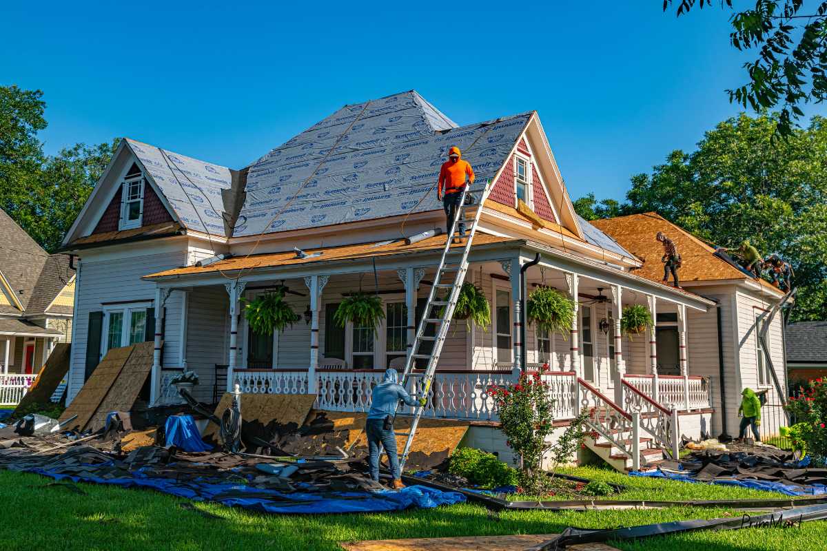 Maximizing Curb Appeal and Protection: A Guide to Exterior Home Maintenance