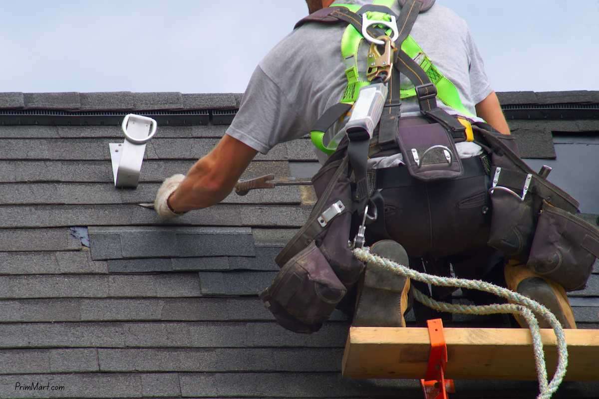 What Homeowners Should Know About Roof Repair vs. Roof Replacement