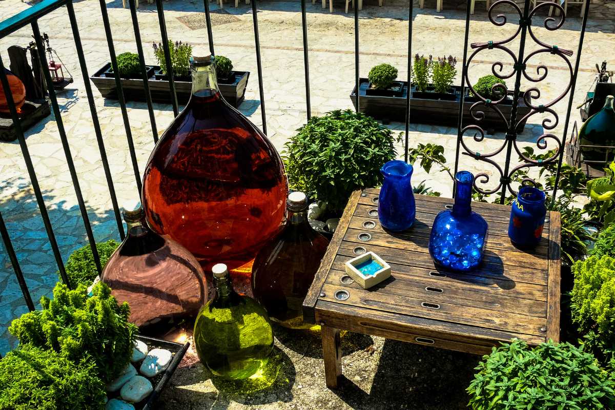 12 Small Patio Decorating Ideas for a Cozy Outdoor Retreat